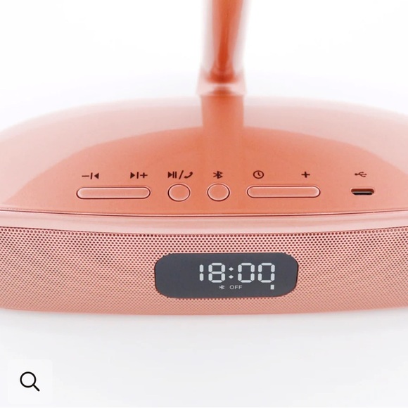 Impressions Melody Duotone Makeup Mirror with Bluetooth Speakers- Rose Gold - Picture 4 of 9